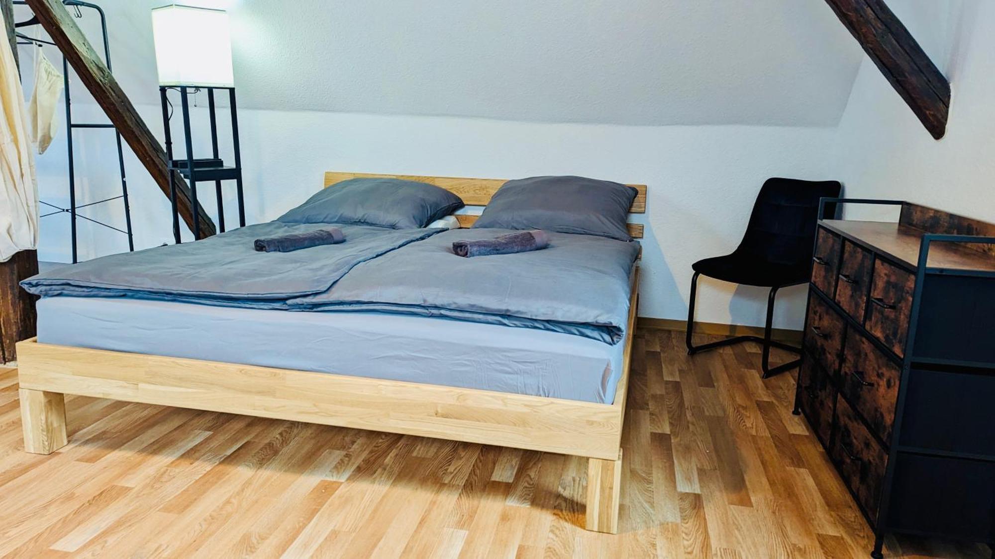 Die Arche - Eigene Haushaelfte Im Stadtzentrum Arnstadt Dış mekan fotoğraf